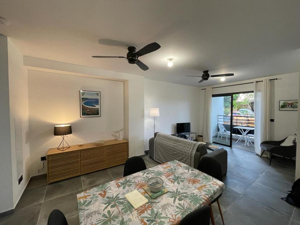 Leu Girembelle Apartment Saint-Leu Exterior photo